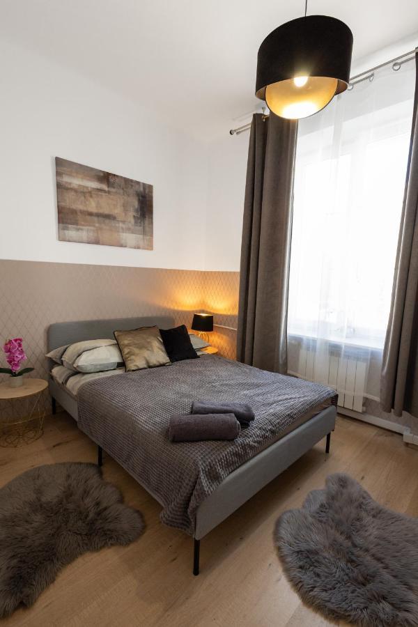 Clicktheflat Aleje Niepodleglosci Center Apart Rooms Varsóvia Exterior foto